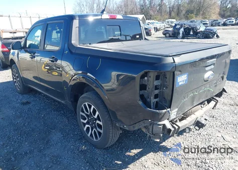 2023 Ford Maverick Lariat z USA, uszkodzony, nr VIN 3FTTW8E36PRA33026